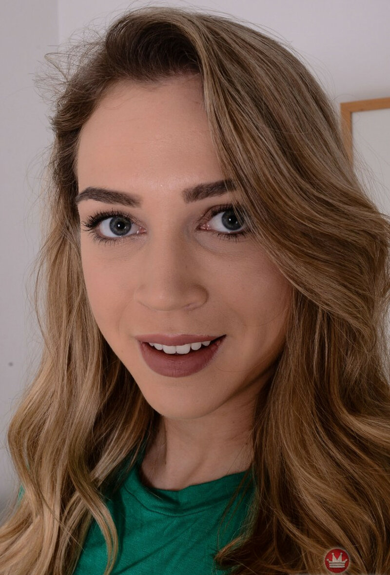 Маргарита, 24